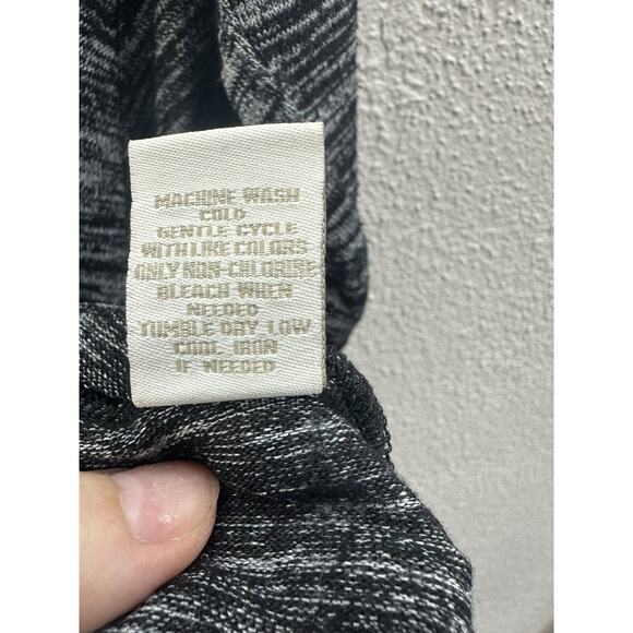 Khakis & Co Womens Shirt Size Medium Gray Heathered Plaid Back Long Sleeve Flowy - Picture 5 of 10